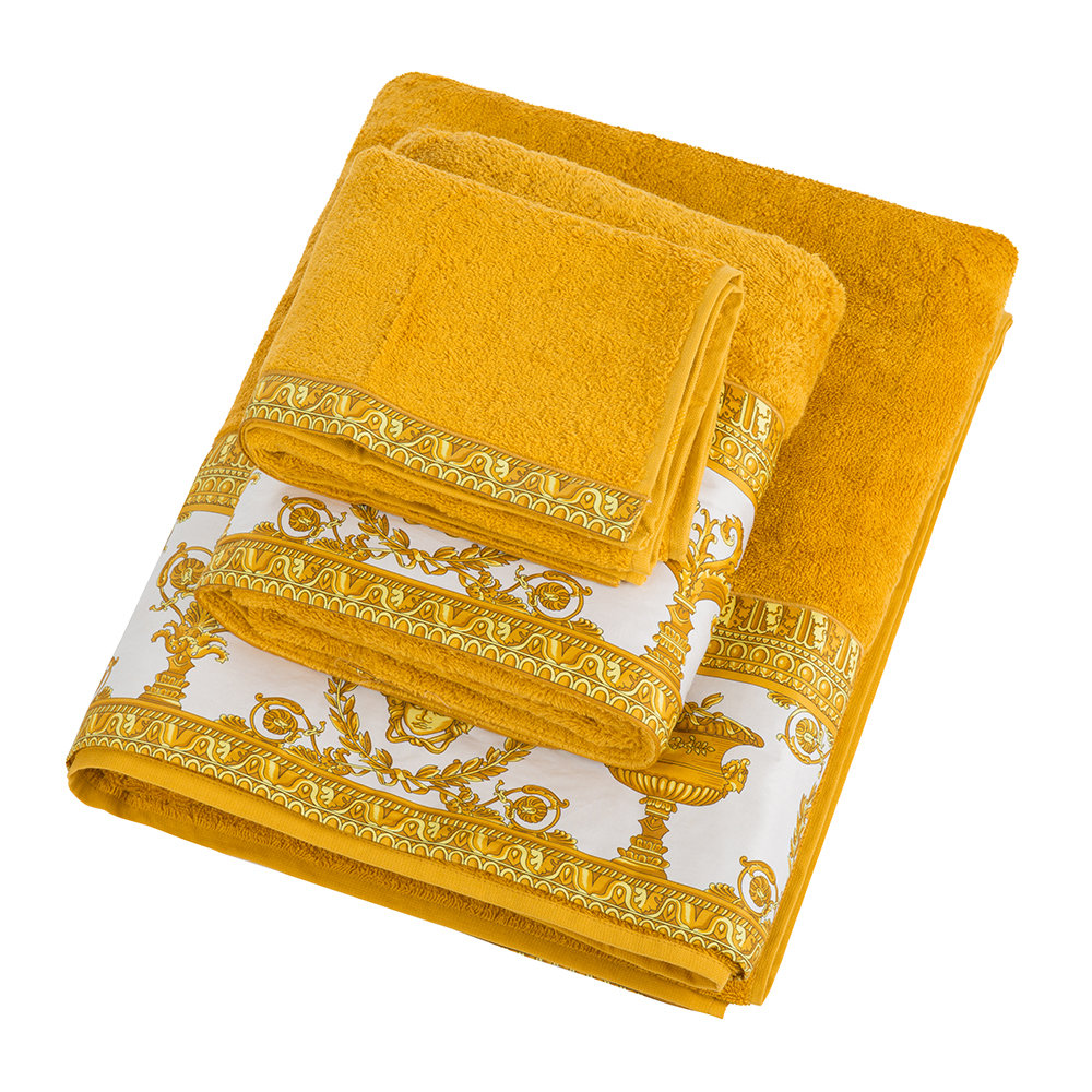 Золотая полотенца. Полотенце банное Версаче. Одеяло Версаче. Версаче Home коллекция полотенце. Полотенце с золотой вышивкой.